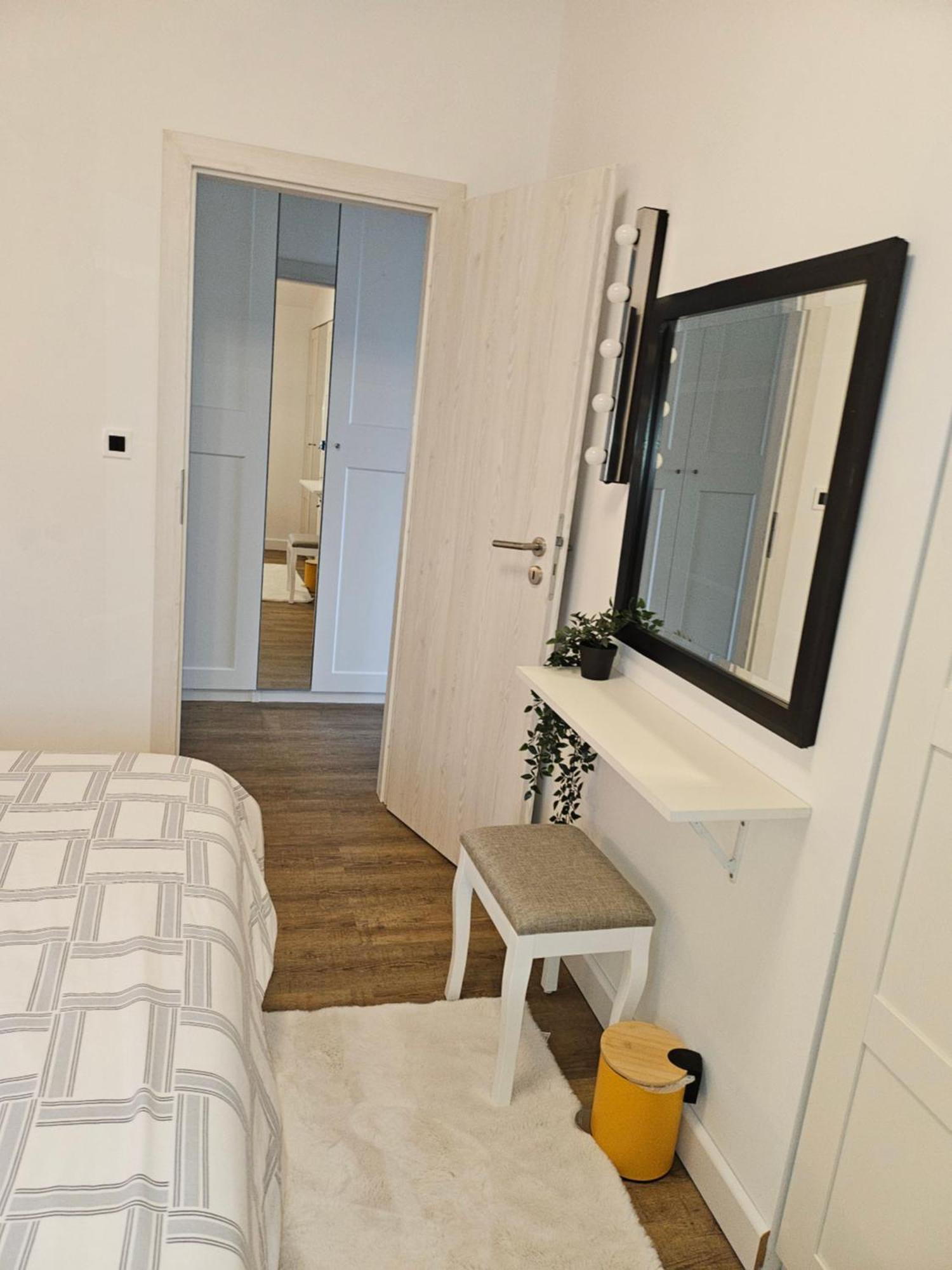Apartman Pojine Gabonjin Exterior photo